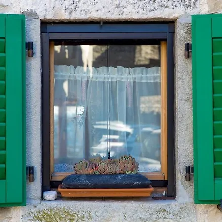 Rona Stone House Janja Διαμέρισμα Boljun