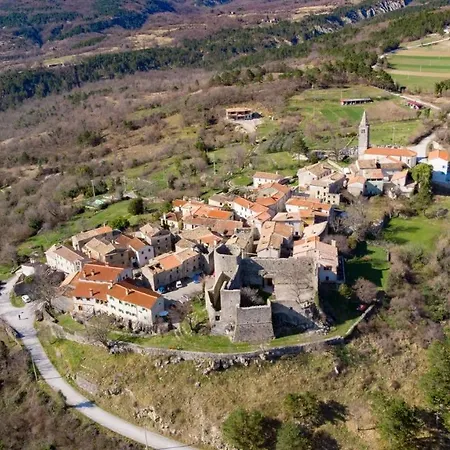 Rona Stone House Janja דירה Boljun